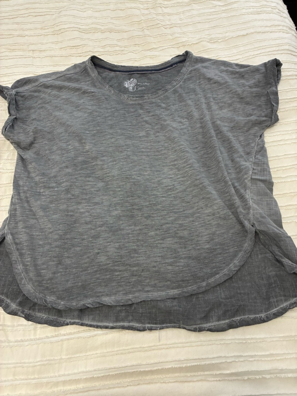 Pilcro Women's Gray Short-Sleeve Tee. Size small. Boho loose fit cotton - Picture 2 of 13